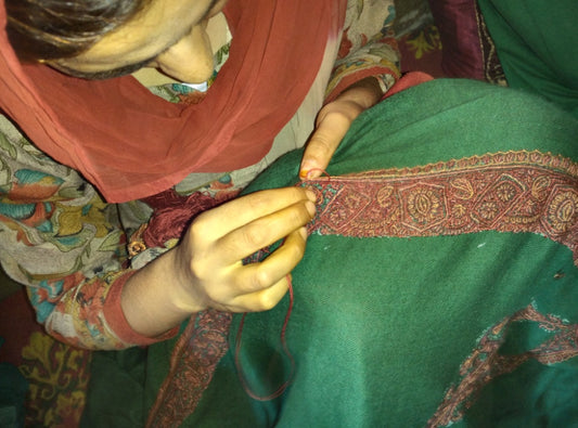 6 Reasons Why You Should Gift A Pashmina