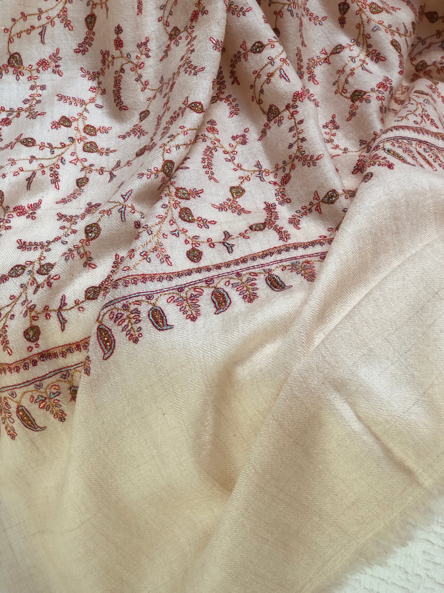 White Jaal Silk Embroidery Pashmina Shawl