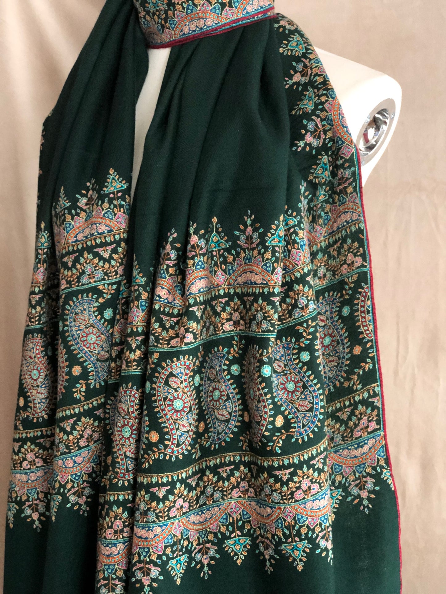 Exclusive Kashmir Pashmina Shawl Sozni Palla Embroidery, Emerald Green 3