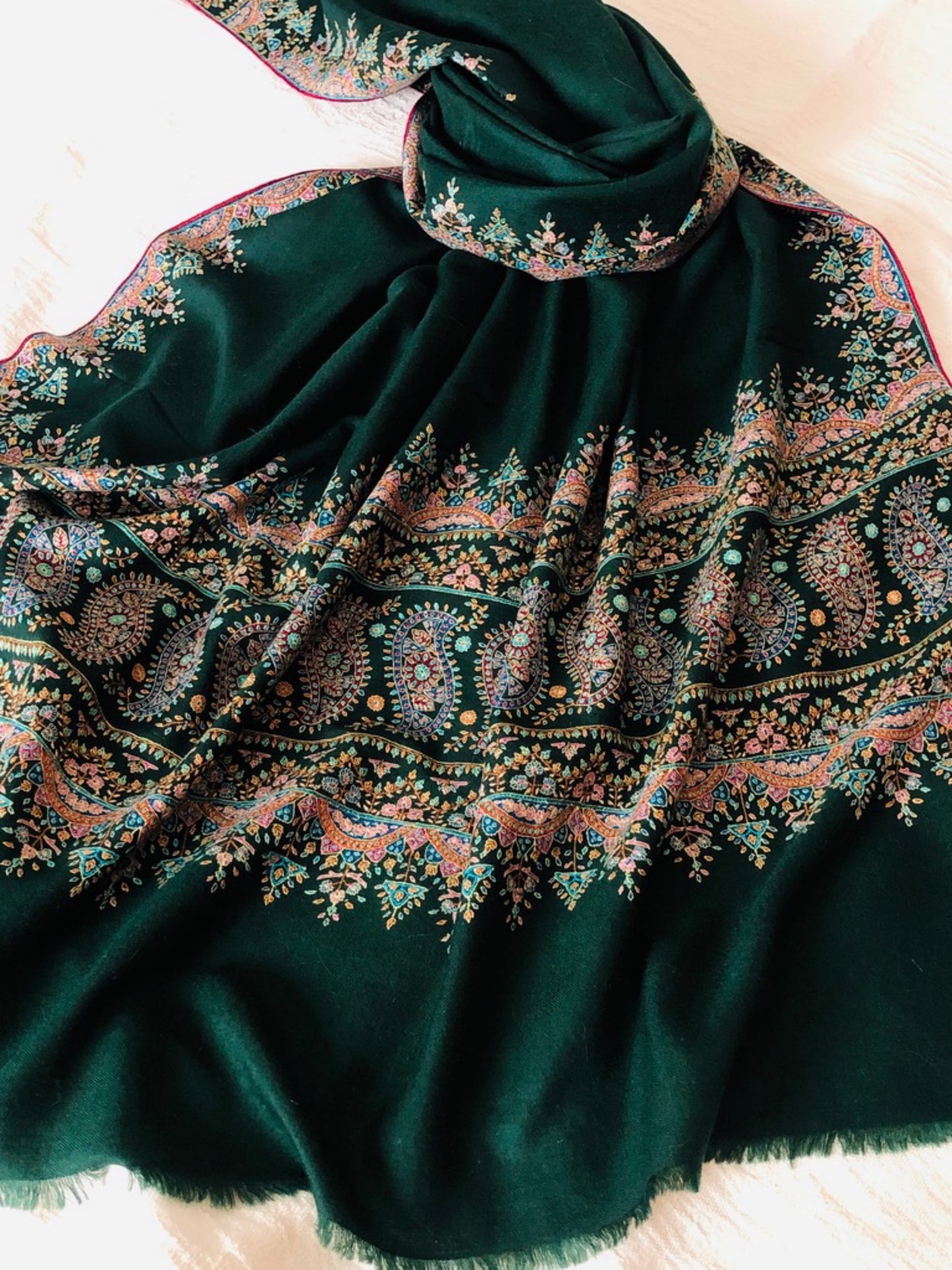 Exclusive Kashmir Pashmina Shawl Sozni Palla Embroidery, Emerald Green 1